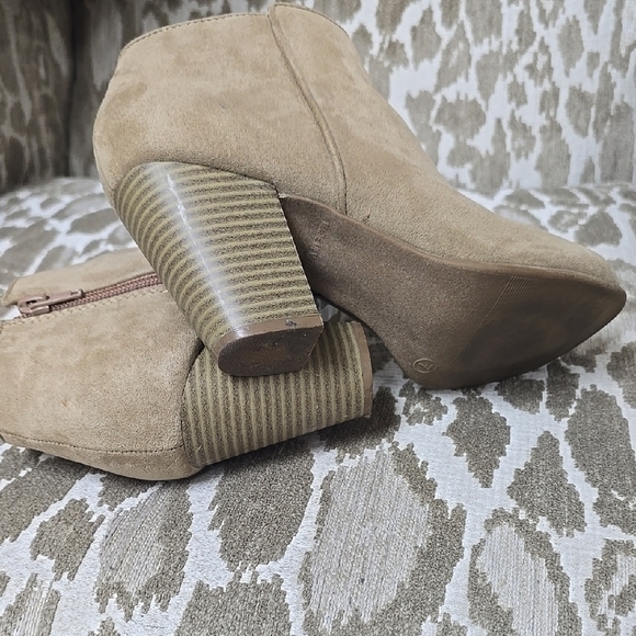 Old Navy Beige Suede Ankle Booties with Block Heel